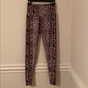 Free people movement x onzie leggings